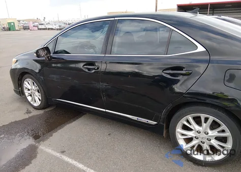 2010 Lexus Hs 250H Premium z USA, uszkodzony, nr VIN JTHBB1BA8A2001674